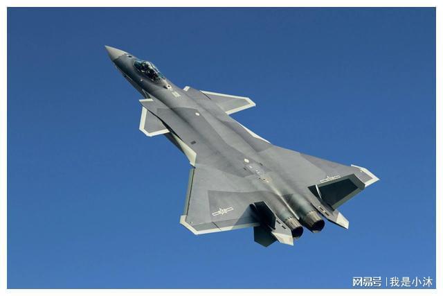 揭秘中国现代化战争利器:一览中国军事强国的尖端武器装备(图2) 揭秘中国现代化战争利器:一览中国军事强国的尖端武器装备(图2)