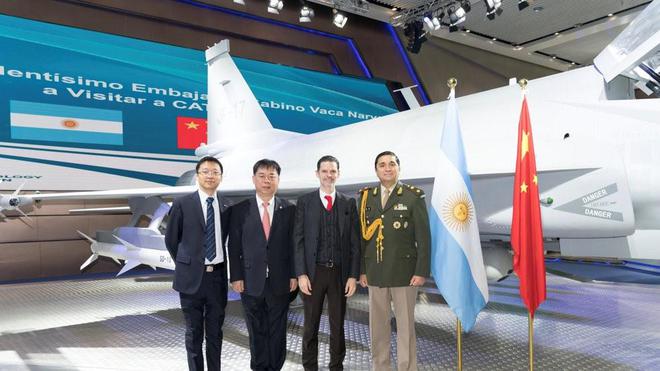 双喜临门!两国订购中国先进武器中国装备的低端形象已成为过去(图1) 双喜临门!两国订购中国先进武器中国装备的低端形象已成为过去(图1)