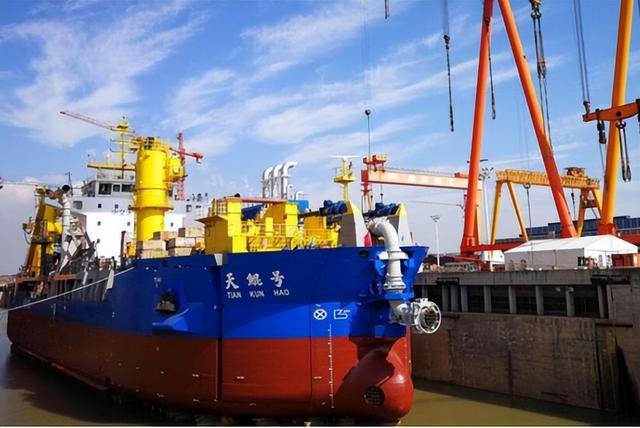 挖泥船算被中国玩明白了!因为太过先进这回轮到别人求我们了?(图1) 挖泥船算被中国玩明白了!因为太过先进这回轮到别人求我们了?(图1)