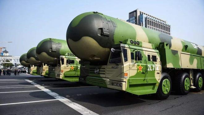 盘点中国10大顶尖武器个个都是国之重器!就连老美都想要(图3) 盘点中国10大顶尖武器个个都是国之重器!就连老美都想要(图3)
