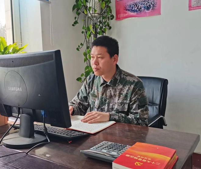 【劳动铸就中国梦】建功立业我行动 劳模先进话心声(四)(图5) 【劳动铸就中国梦】建功立业我行动 劳模先进话心声(四)(图5)