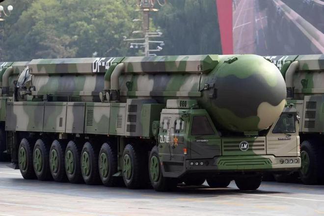 中国顶尖武器价格亮相第一名500亿人民币堪比中小型国家的GDP(图14) 中国顶尖武器价格亮相第一名500亿人民币堪比中小型国家的GDP(图14)