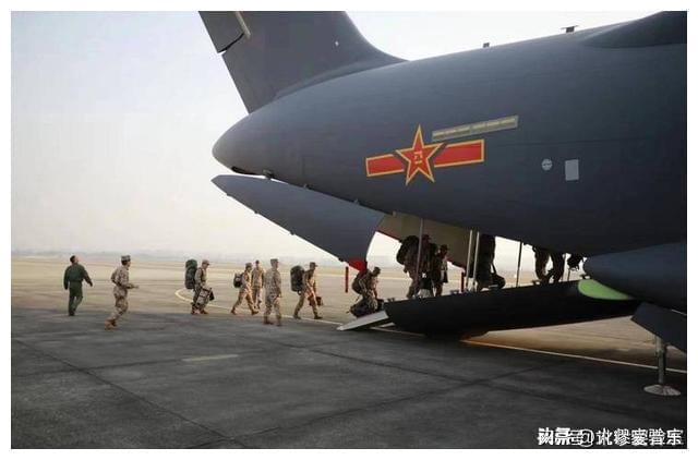 中国十大高价武器:歼20倒数第一而第一却是众望所归!(图10) 中国十大高价武器:歼20倒数第一而第一却是众望所归!(图10)
