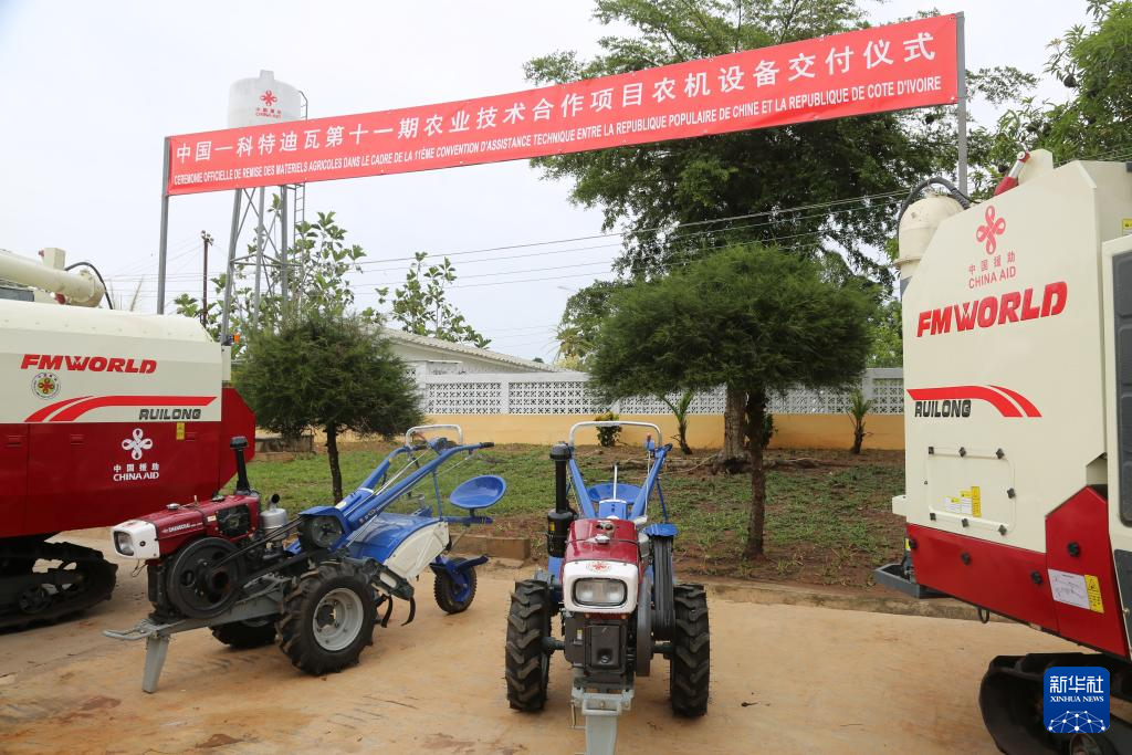 “希望帮助科特迪瓦早日实现水稻自给自足”——记中国援科专家助力当地水稻业发展(图6)