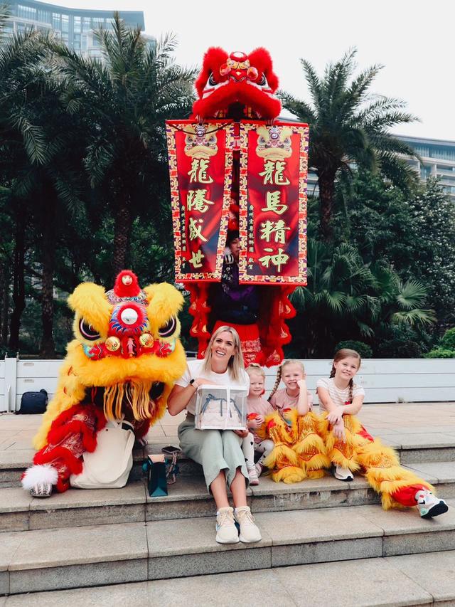 老外游中国视频走红海外真实中国魔力爆棚(图2) 老外游中国视频走红海外真实中国魔力爆棚(图2)